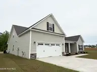 2013 Tarpon Trail, New Bern, NC 28562 — 4-bedroom home in Bluewater Rise, New Bern, NC, photo 2 of 53: IMG_7750