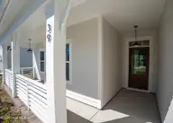 39 Streambed Way, Hampstead, NC 28443 — 3-bedroom home in Carolina Creek, Hampstead, NC, photo 6 of 36: 39 Steambed Way MLS-9