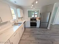 18 Bosco Drive, Jacksonville, NC 28540 — 4-bedroom home in Northwoods, Jacksonville, NC, photo 8 of 27