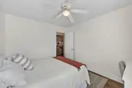 1500 Grove Point Road, Wilmington, NC 28409 — 3-bedroom home in Grove Point, Wilmington, NC, photo 17 of 48: 1500GrovePointRoad-26