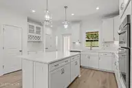105 Lexington Lane, Southern Pines, NC 28387 — 3-bedroom townhome in Southern Pines, Southern Pines, NC, photo 4 of 18: 17-web-or-mls-AZ3A9821