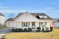 314 Bungalow Drive, New Bern, NC 28562 — 3-bedroom home in Craeberne Forest, New Bern, NC, photo 1 of 41: 314 Bungalow Drive