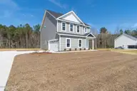 104 Palo Alto Park Drive, Maysville, NC 28555 — 3-bedroom home, Maysville, NC, photo 3 of 59: Front Exterior