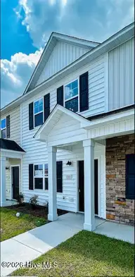 733 Cross Bridge Way, Sneads Ferry, NC 28460 — 2-bedroom townhome in Virginia Lane, Sneads Ferry, NC, photo 4 of 37