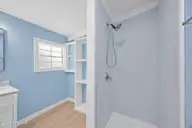 211 Pond Road, Rocky Point, NC 28457 — 3-bedroom manufactured home in Arvida Lands, Rocky Point, NC, photo 15 of 36: 18_bathroom