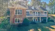 22 Glen Devon Drive, Southern Pines, NC 28387 — 5-bedroom home in Talamore, Southern Pines, NC, photo 3 of 49: 099-99_22 Glen Devon Dr, Southern Pines,