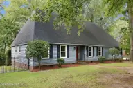 109 Riverview Drive, Washington, NC 27889 — 4-bedroom waterfront home in Pamlico Plantation, Washington, NC, photo 1 of 62: 2-web-or-mls-IMG_5636