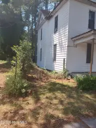 210 E Vine Street, Goldsboro, NC 27530 — 2-bedroom home, Goldsboro, NC, photo 4 of 23: IMG_20260518_124118628_HDR