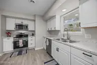 102 Tanglewood Drive, Jacksonville, NC 28540 — 3-bedroom home in Tanglewoods, Jacksonville, NC, photo 11 of 52: 13-web-or-mls-102 Tanglewood Dr. 21