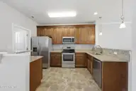304 Mizzen Way, Elizabeth City, NC 27909 — 3-bedroom home in Tooley Harbor, Elizabeth City, NC, photo 10 of 44: Kitchen