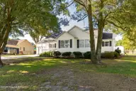 821 Roberts Road, Newport, NC 28570 — 3-bedroom home in Cherry Ridge, Newport, NC, photo 1 of 36: 1-web-or-mls-chadwick-visuals-821-robert