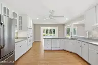 5208 Meadowbrook Drive, Trent Woods, NC 28562 — 3-bedroom home in Country Club Park, Trent Woods, NC, photo 11 of 57: 36-web-or-mls-0C0A9837