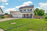 107 Dillard Lane, Richlands, NC 28574 — 3-bedroom home in Heritage Village, Richlands, NC, photo 3 of 36