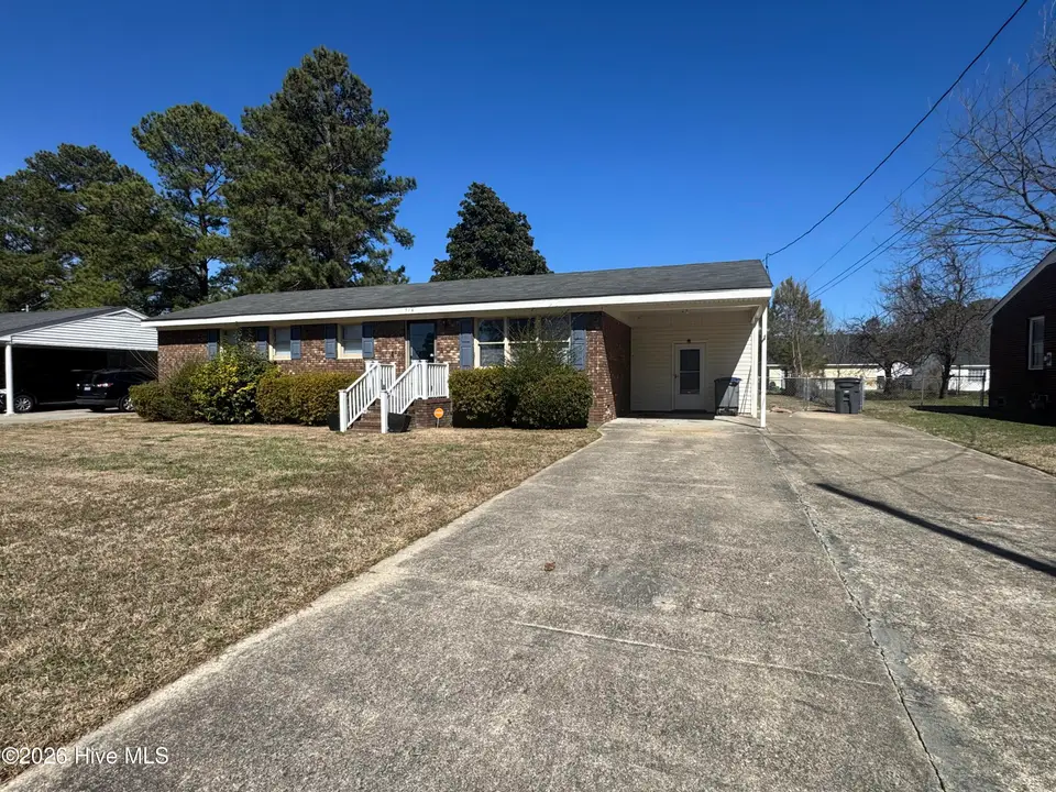 716 Kinchen Drive, Rocky Mount, NC 27803 — 3-bedroom home, Rocky Mount, NC, photo 1 of 23: IMG_5679