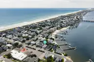 9 W Fayetteville Street, Wrightsville Beach, NC 28480 — 6-bedroom waterfront home, Wrightsville Beach, NC, photo 4 of 41