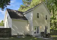 304 Raintree Circle, Jacksonville, NC 28540 — 3-bedroom home in Raintree, Jacksonville, NC, photo 10 of 46: 6-web-or-mls-06 - edited