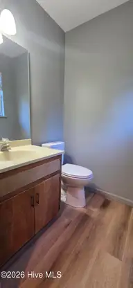 215 Spruce Court, Jacksonville, NC 28546 — 3-bedroom home in Willow Woods, Jacksonville, NC, photo 9 of 12
