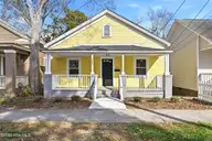 209 S 13th Street, Wilmington, NC 28401 — 3-bedroom home in Downtown, Wilmington, NC, photo 1 of 42