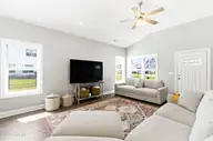 335 Lightning Bug Lane, Holly Ridge, NC 28445 — 4-bedroom home in Summerhouse On Everett Bay, Holly Ridge, NC, photo 11 of 68: DSC04127