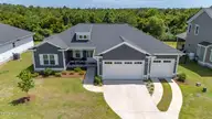 421 Taylorwood Drive, Beaufort, NC 28516 — 4-bedroom home in Beaufort Club, Beaufort, NC, photo 4 of 43: 421 TAYLORWOOD (10)