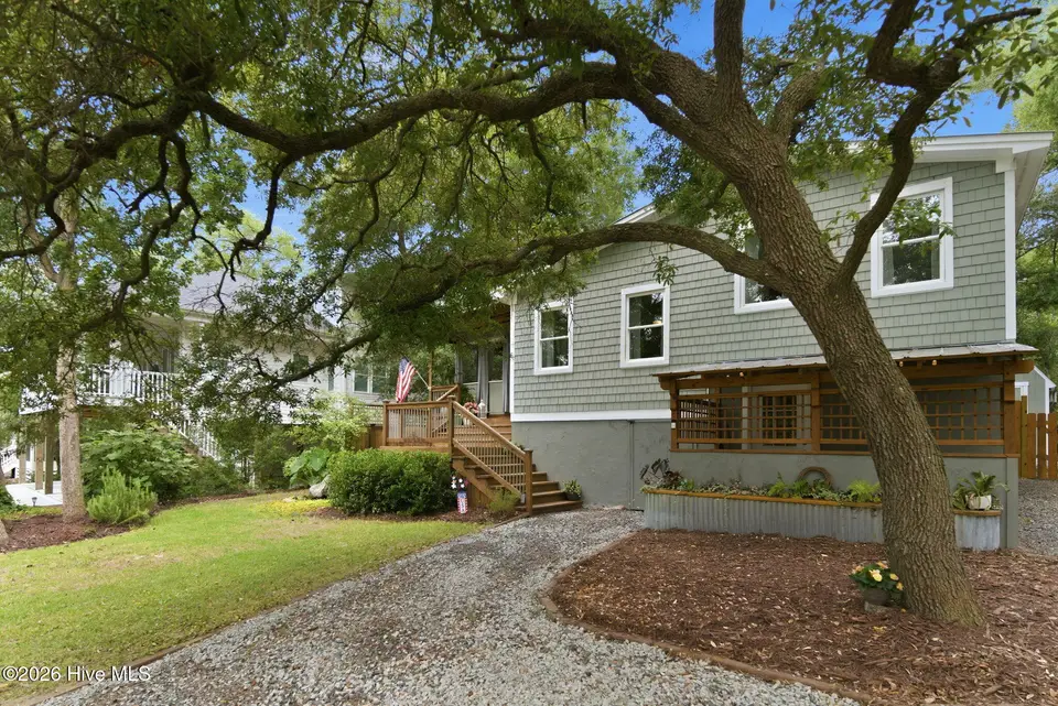 101 SE 23rd Street, Oak Island, NC 28465 — 3-bedroom home in Long Beach, Oak Island, NC, photo 1 of 55: 55-web-or-mls-DSC06429