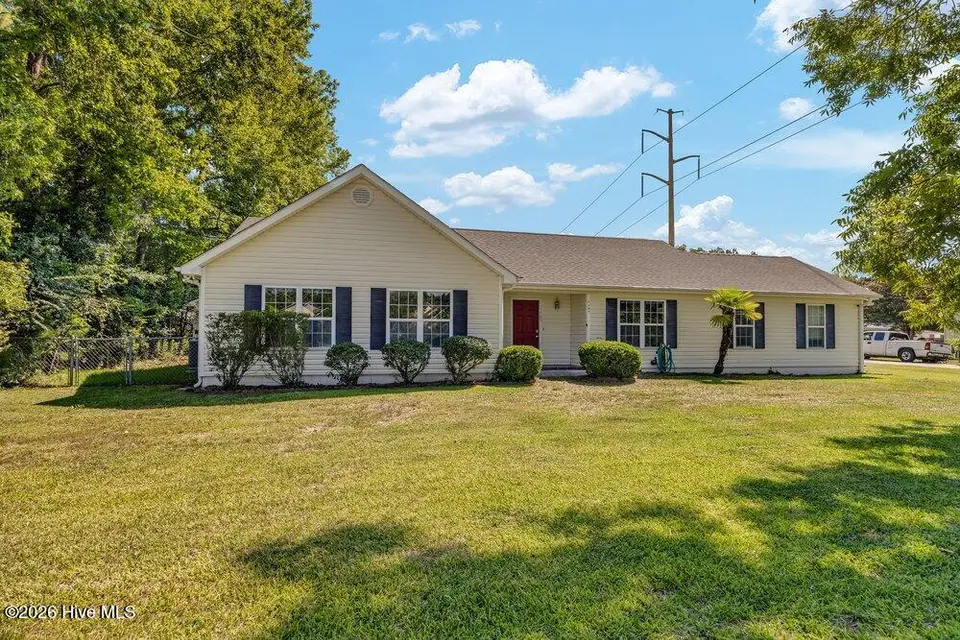 1107 Pine Grove Drive, Wilmington, NC 28409 — 4-bedroom home in Florence Montford, Wilmington, NC, photo 1 of 28