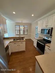 277 Laurie Ellis Road, Winterville, NC 28590 — 4-bedroom home in Barefoot Landing, Winterville, NC, photo 7 of 26: IMG_3870