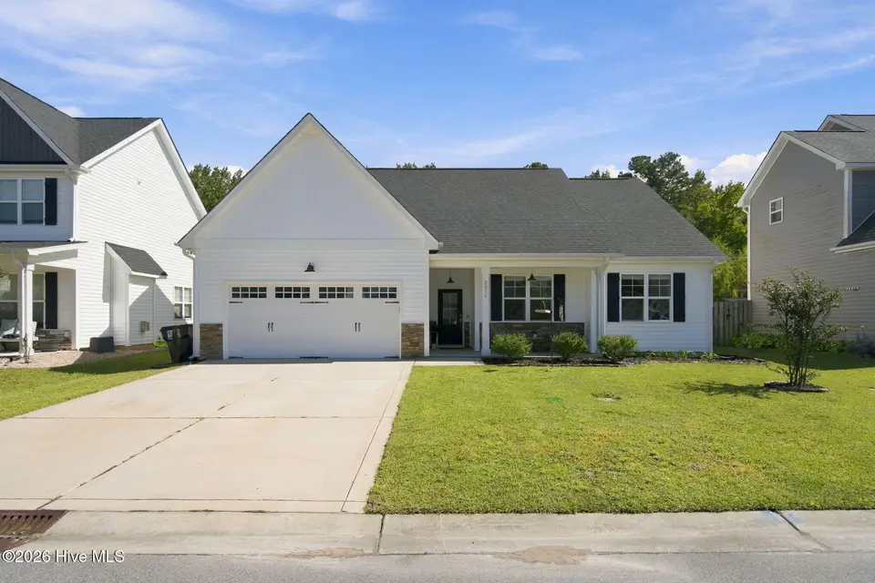 2024 Blue Bonnet Circle, Castle Hayne, NC 28429 — 3-bedroom home in Rachel's Place, Castle Hayne, NC, photo 1 of 42: 1-web-or-mls-DSC00017