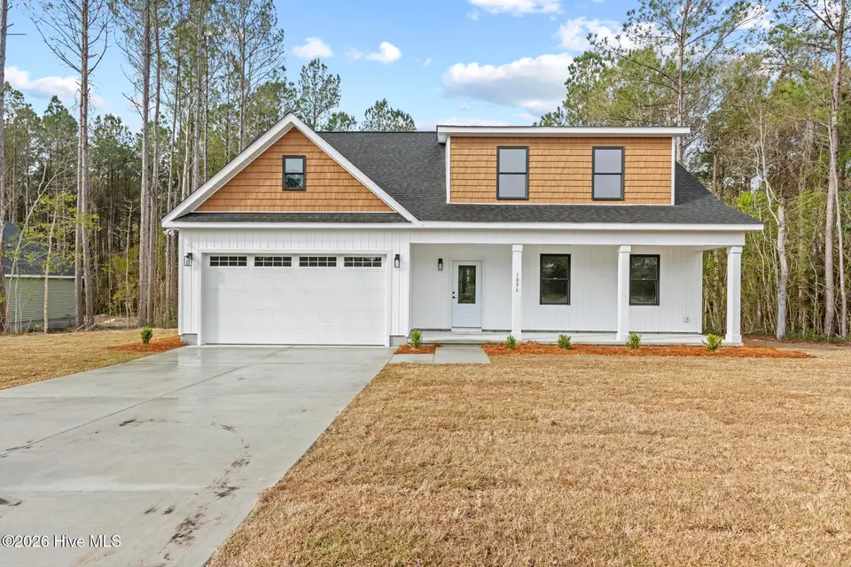 205 Doral Drive, Hampstead, NC 28443 — 4-bedroom home in Greenway Plantation, Hampstead, NC, photo 1 of 34