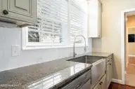 6636 Shire Lane, Wilmington, NC 28411 — 4-bedroom home in Brittany Woods, Wilmington, NC, photo 8 of 47: Interiors13