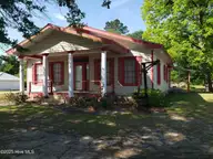 809 Conway Road, Fair Bluff, NC 28439 — 3-bedroom home, Fair Bluff, NC, photo 5 of 46