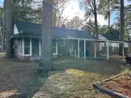 1332 Sycamore Street, Rocky Mount, NC 27801 — 3-bedroom home in Edgemont Park, Rocky Mount, NC, photo 2 of 16: IMG_8262