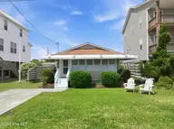 510 W Bogue Boulevard, Atlantic Beach, NC 28512 — 3-bedroom home, Atlantic Beach, NC, photo 1 of 55: 510 W Bogue