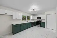 300 Walnut Drive, Jacksonville, NC 28540 — 3-bedroom home in Kenwood Homes, Jacksonville, NC, photo 11 of 32