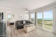 405 Ocean Drive, Emerald Isle, NC 28594 — 2-bedroom waterfront home, Emerald Isle, NC, photo 16 of 33: 21-web-or-mls-cchadwick-visuals-405-ocea