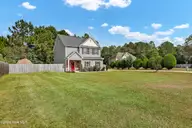 313 Mango Place N, Hubert, NC 28539 — 3-bedroom home in Camden Woods, Hubert, NC, photo 2 of 20