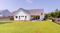 11 Chickadee Way Lot #108, Hampstead, NC 28443 — 4-bedroom home in Sparrows Bend, Hampstead, NC, photo 7 of 61