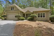 497 Clearfield Lane E, Southern Pines, NC 28387 — 4-bedroom home in Sandhurst, Southern Pines, NC, photo 5 of 55