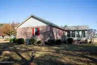 347 Stewart Circle, Whiteville, NC 28472 — 4-bedroom home in Pecan Orchard, Whiteville, NC, photo 6 of 39