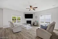 102 N Ardsley Lane, Rocky Point, NC 28457 — 4-bedroom home in Wylie Branch, Rocky Point, NC, photo 21 of 50: 102 N Ardsley Lane