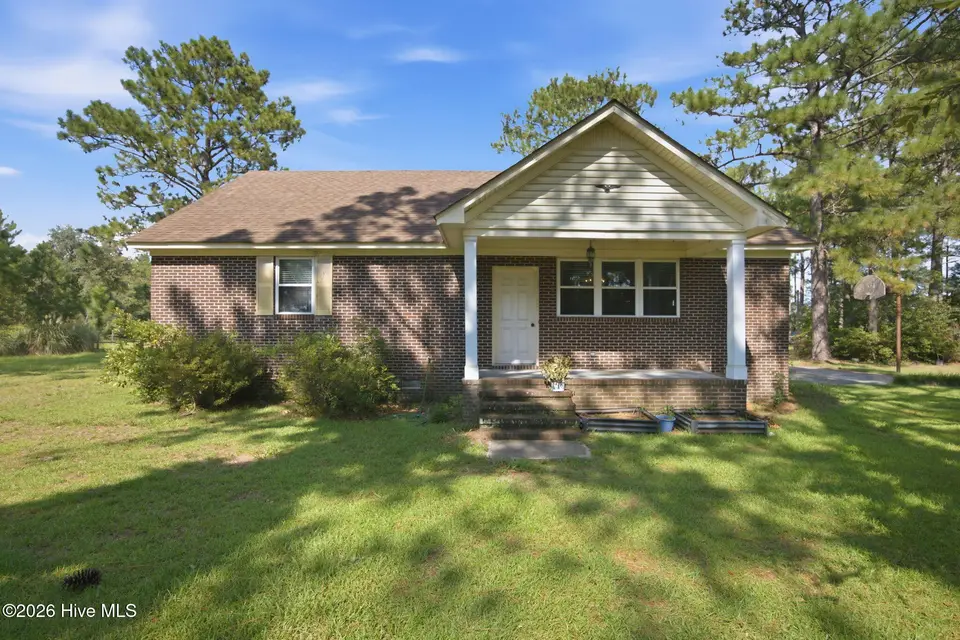 814 Maco Road NE, Leland, NC 28451 — 3-bedroom home in Town Creek, Leland, NC, photo 1 of 42