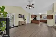 407 Weatherford Drive, Jacksonville, NC 28540 — 3-bedroom home in Williamsburg Plantation, Jacksonville, NC, photo 13 of 33