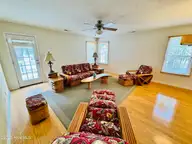 733 Ocracoke Drive, Wilmington, NC 28412 — 4-bedroom home in Snows Cut Landing, Wilmington, NC, photo 3 of 34: IMG_4708
