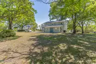1910 Sneeden Drive, Wilmington, NC 28411 — 3-bedroom waterfront home in Ocean View Estates, Wilmington, NC, photo 22 of 38