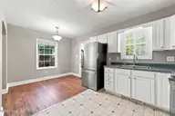 32 E Bayshore Boulevard, Jacksonville, NC 28540 — 3-bedroom home in Bayshore Estates, Jacksonville, NC, photo 11 of 31
