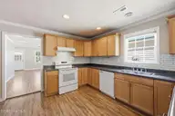 1812 Greensboro Street, New Bern, NC 28560 — 3-bedroom home in Sunnyside, New Bern, NC, photo 13 of 38: 19-web-or-mls-0C0A6014