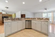 801 Maynard Boulevard, Jacksonville, NC 28546 — 3-bedroom manufactured home in Maynard Manor, Jacksonville, NC, photo 5 of 19: DSC_7697