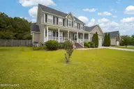 206 Westmont Road, Jacksonville, NC 28540 — 4-bedroom home in Williamsburg Plantation, Jacksonville, NC, photo 8 of 75