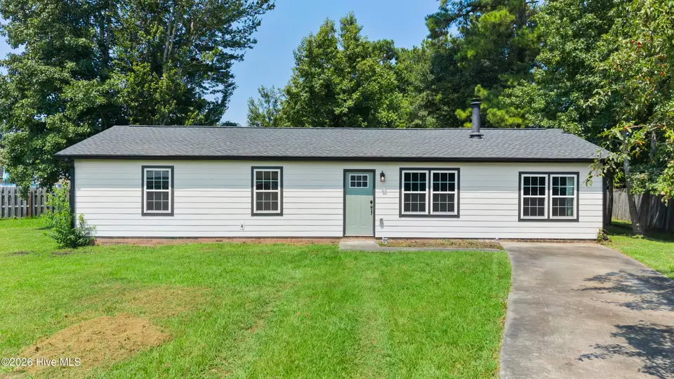 111 Pirates Lane, Havelock, NC 28532 — 4-bedroom home in College Park, Havelock, NC, photo 1 of 25: 111 Pirates Ln. Front Exterior