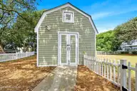 205 Mercer Street, Oak Island, NC 28465 — 3-bedroom home in Yaupon Beach, Oak Island, NC, photo 19 of 68